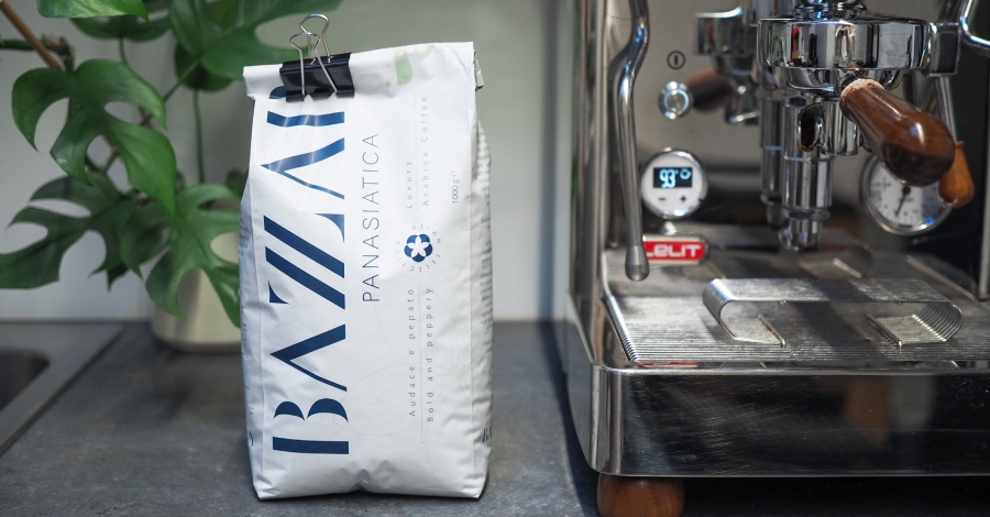 Jak zaparzyć kawę Bazzara Luxury Blend Panasiatica?